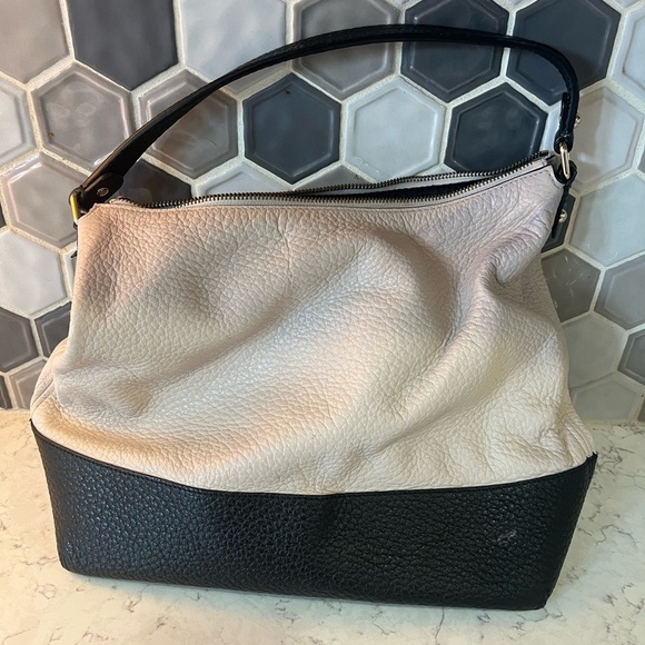 Kate Spade Black and Cream Hobo Bag with Geometric Design - Picture 2 of 5